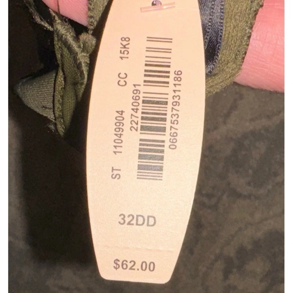 New Victoria's‎ Secret Very Sexy Push Up Bra Olive Green Lace Up Jewel Bra 32DD